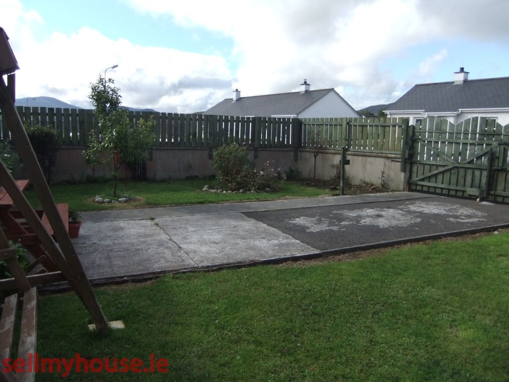 17 Gaddyduff Cottages, Clonmany, Co. Donegal for sale by owner