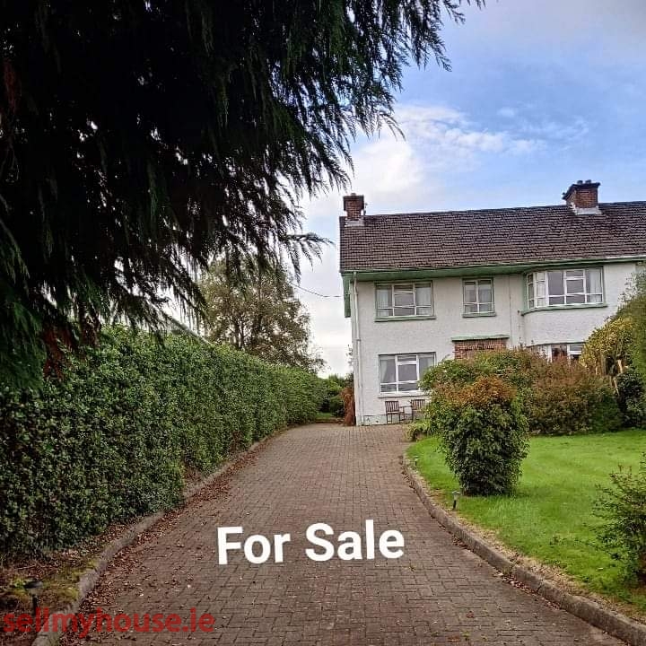 Moville Semi Detached House for sale